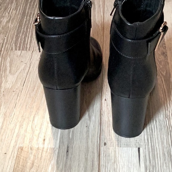 ASOS Design Retreat Heel Ankle Boots, Size 7, Black Faux Leather. - Picture 3 of 6